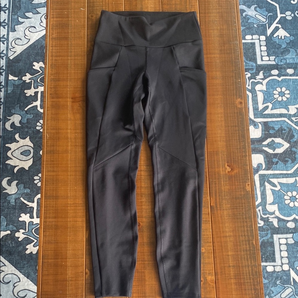 ALO Yoga Midnight Black Leggings